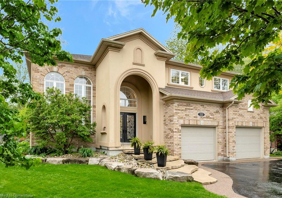 32-berry-patch-lane-cambridge-ontario-40735197