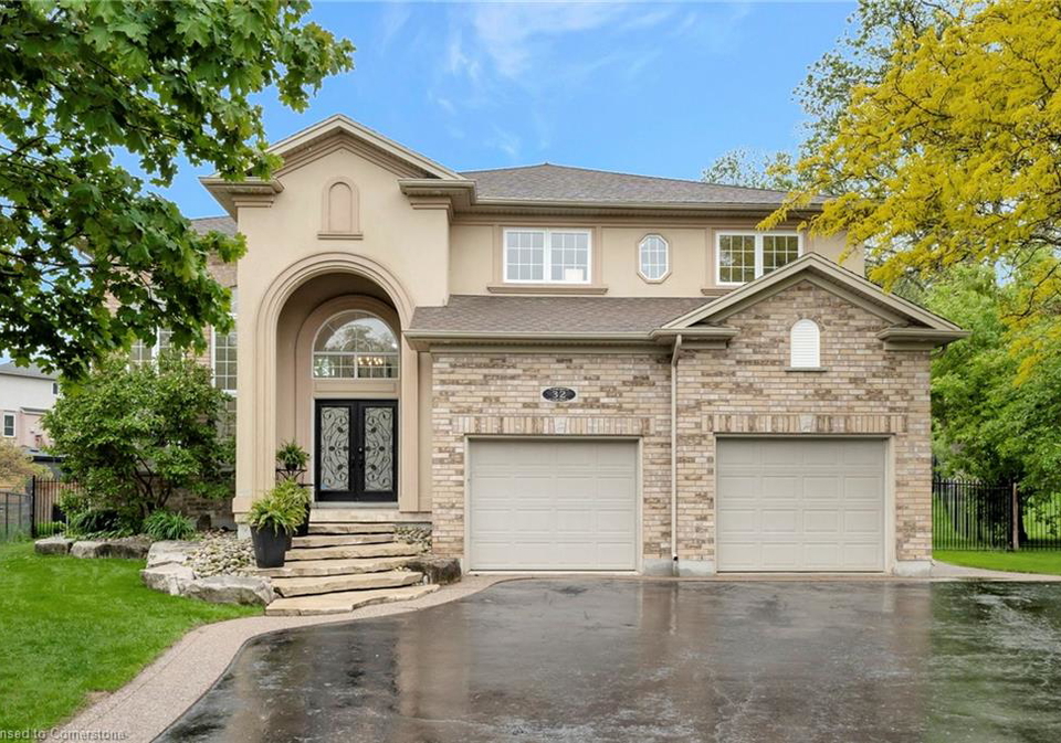 32-berry-patch-lane-cambridge-ontario-40735197