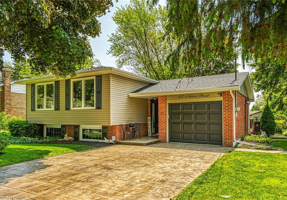 22-nelson-street-waterdown-ontario-40735258