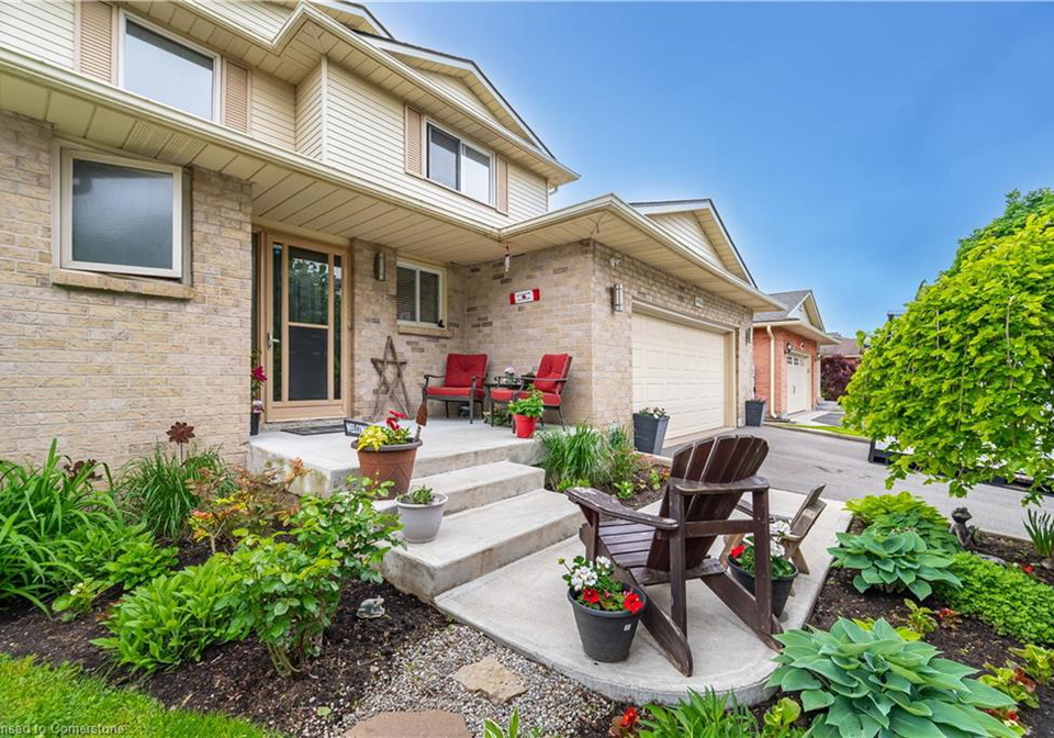 4486-green-meadow-boulevard-beamsville-ontario-40735287