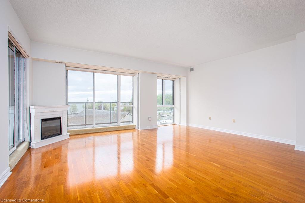 102-bronte-road-oakville-ontario-40735338