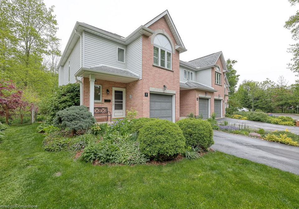 20-forrest-avenue-w-new-hamburg-ontario-40735395