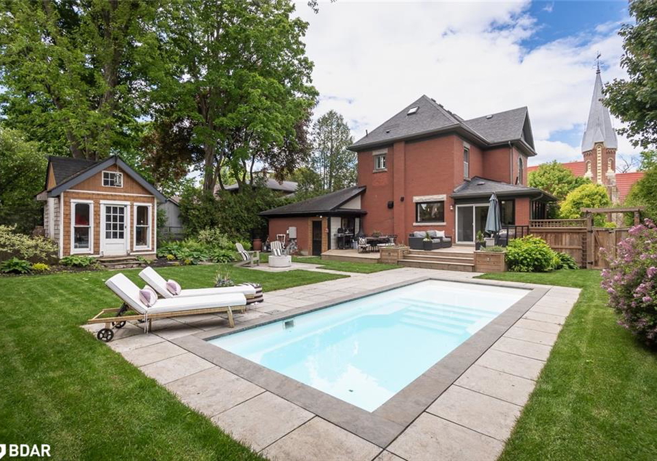 39-henderson-street-elora-ontario-40735420