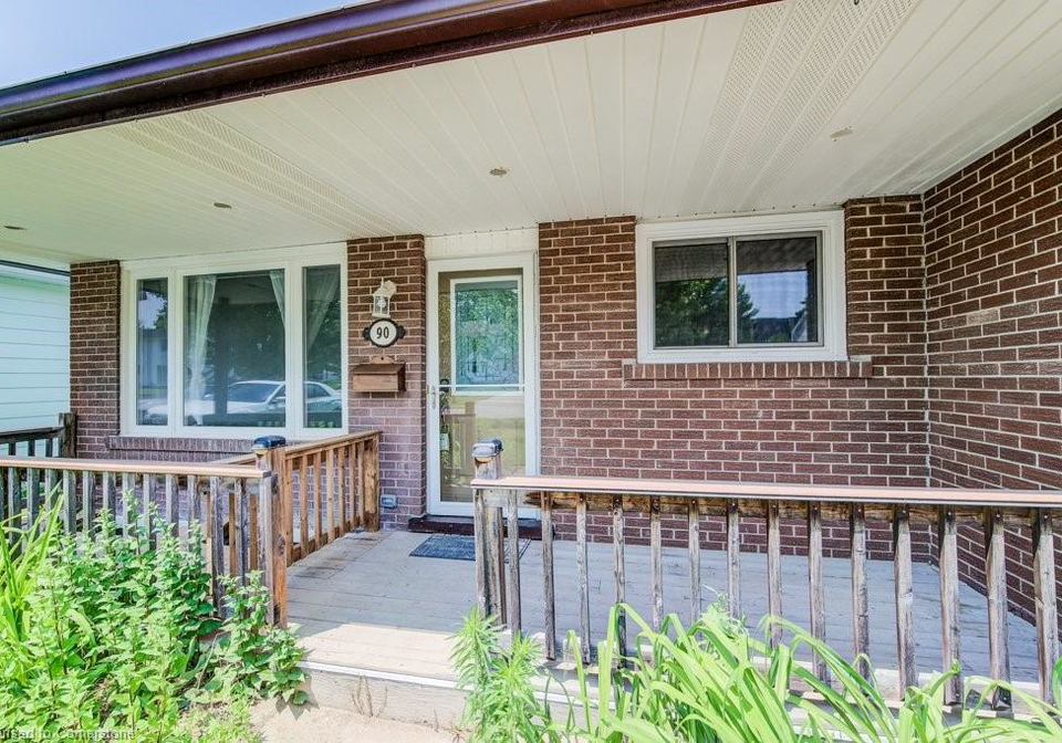 90-blackhorne-drive-kitchener-ontario-40735425