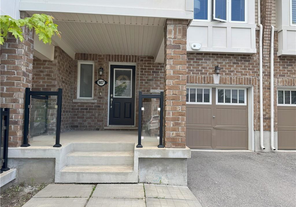 907-apple-hill-lane-kitchener-ontario-40735459
