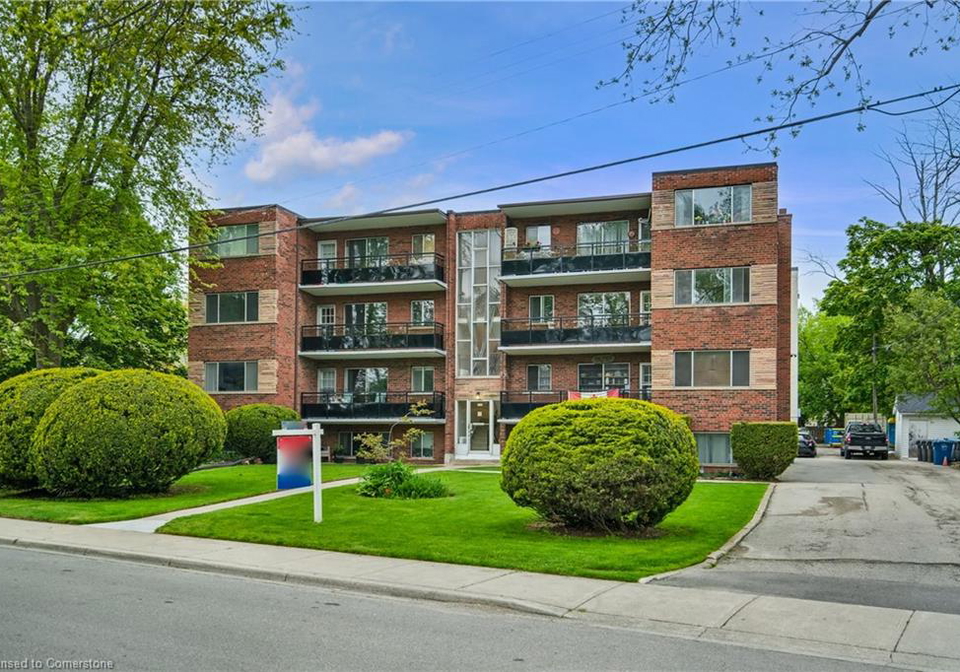 2433-first-street-burlington-ontario-40735508