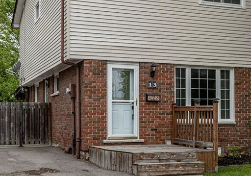 13-cleveland-place-hamilton-ontario-40735573