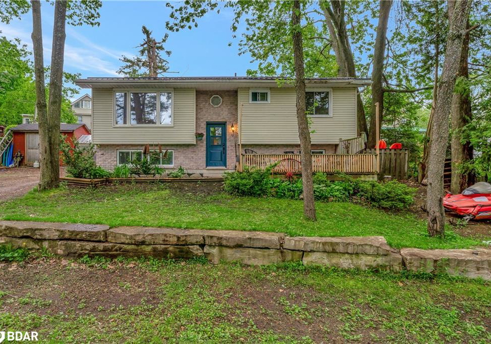 711-hatton-avenue-bridgenorth-ontario-40735610
