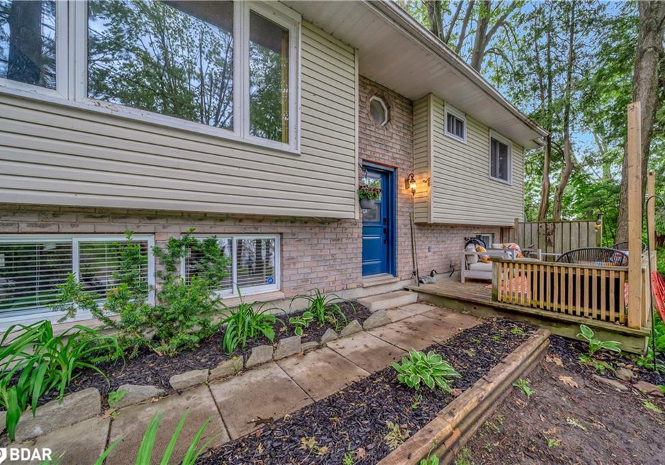 711-hatton-avenue-bridgenorth-ontario-40735610