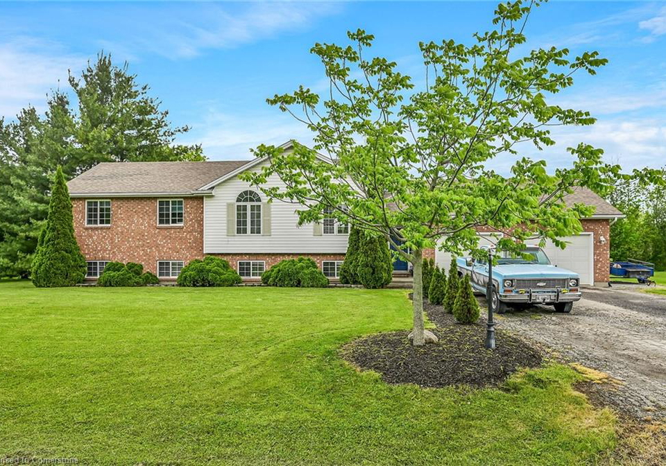 5271-beavercreek-crescent-wellandport-ontario-40735625