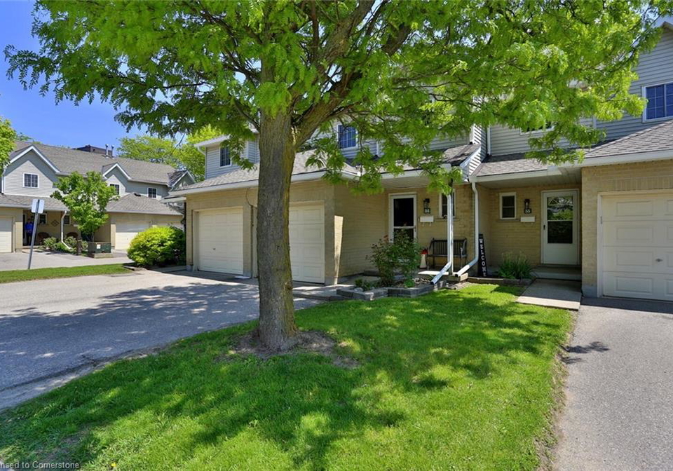 10-holborn-court-kitchener-ontario-40735627