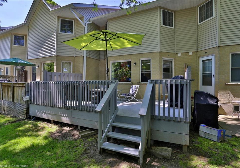 10-holborn-court-kitchener-ontario-40735627
