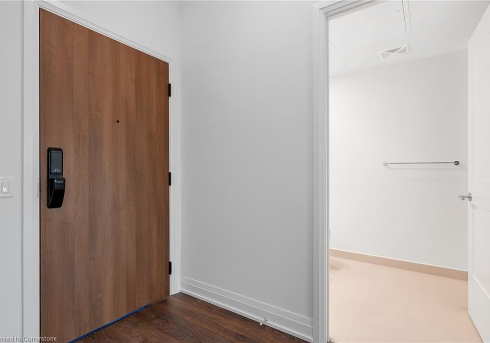 21-park-street-e-port-credit-ontario-40735857