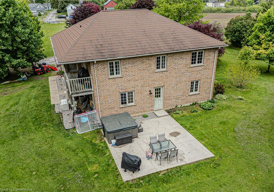 18-neal-lane-st-williams-ontario-40735940