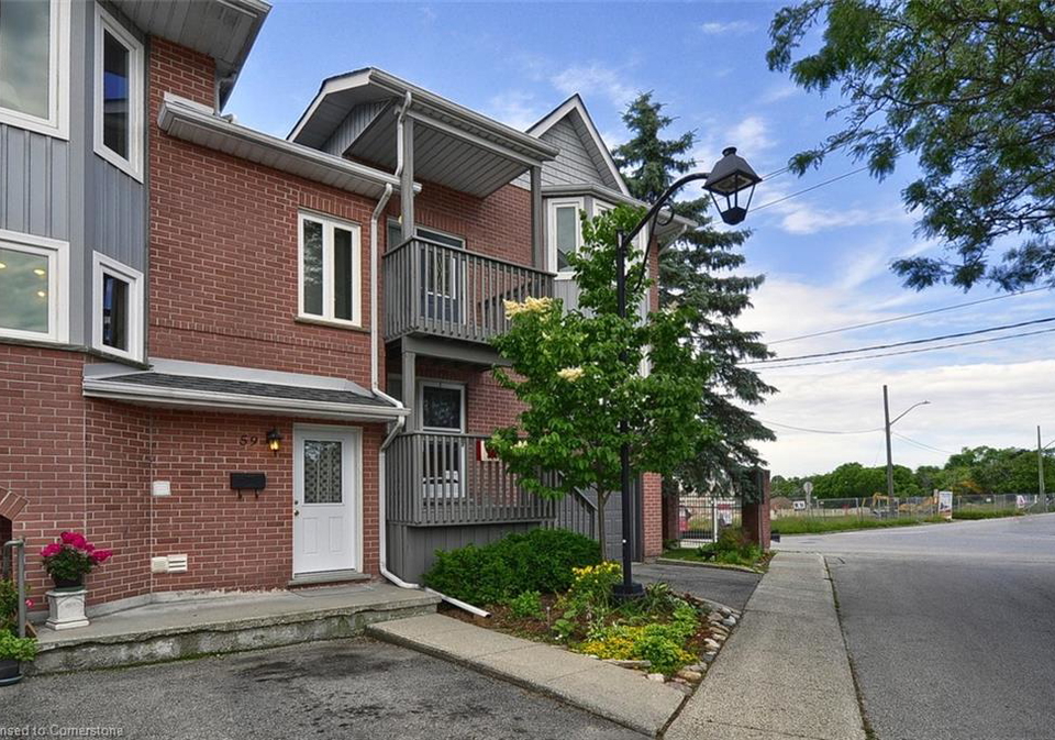245-bishop-street-s-cambridge-ontario-40735944