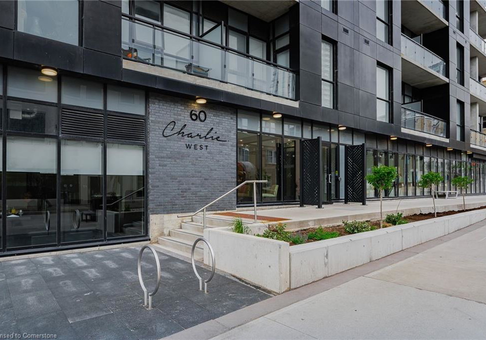 60-charles-street-kitchener-ontario-40736016