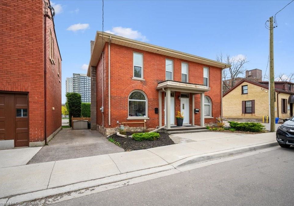 7-salisbury-avenue-cambridge-ontario-40736088
