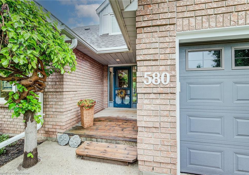 580-hallmark-drive-waterloo-ontario-40736114