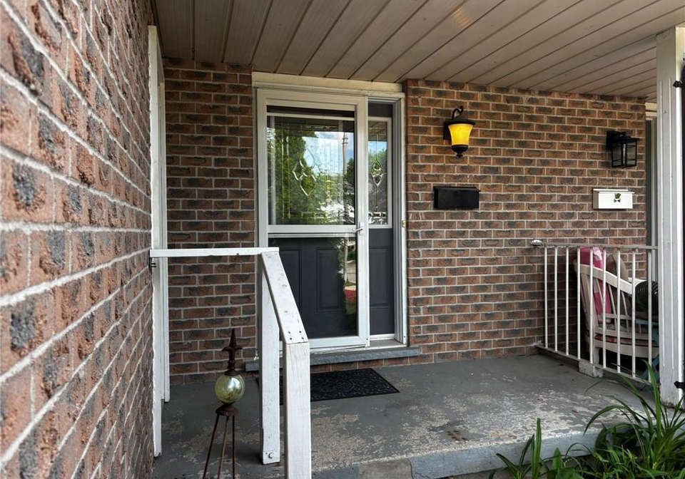 119-dinison-crescent-kitchener-ontario-40736127