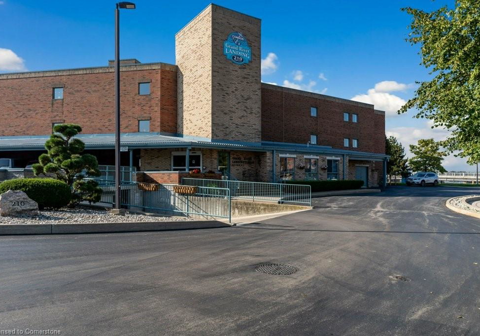 210-main-street-e-dunnville-ontario-40736137