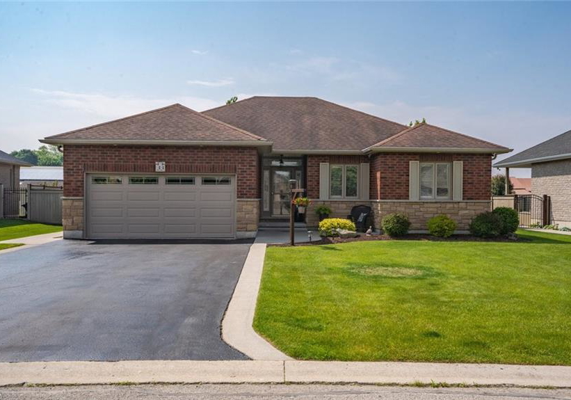 33-melody-drive-delhi-ontario-40736240