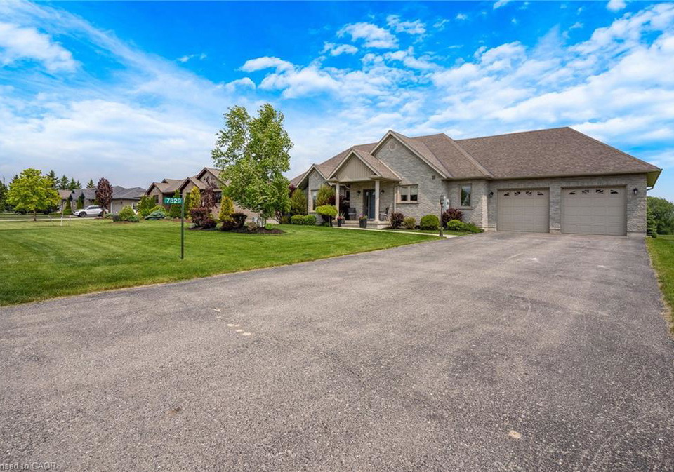 7829-colonial-drive-carthage-ontario-40736251