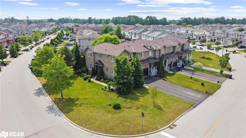 1-admiral-crescent-angus-ontario-40736310