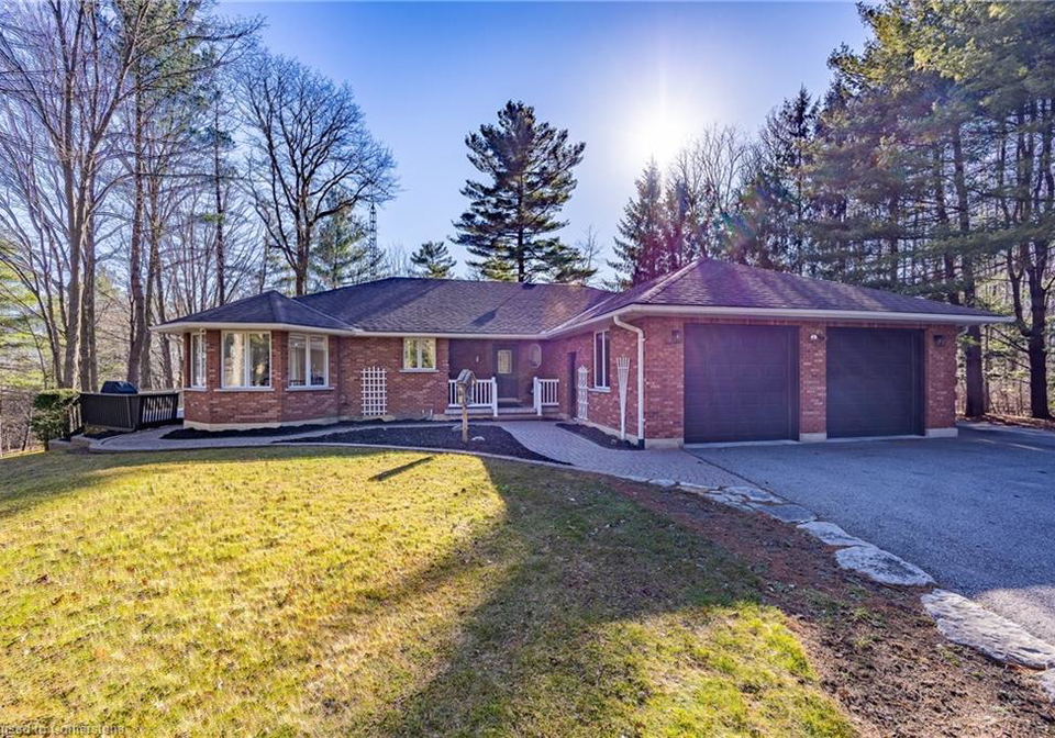 1902-highway-3-delhi-ontario-40736496