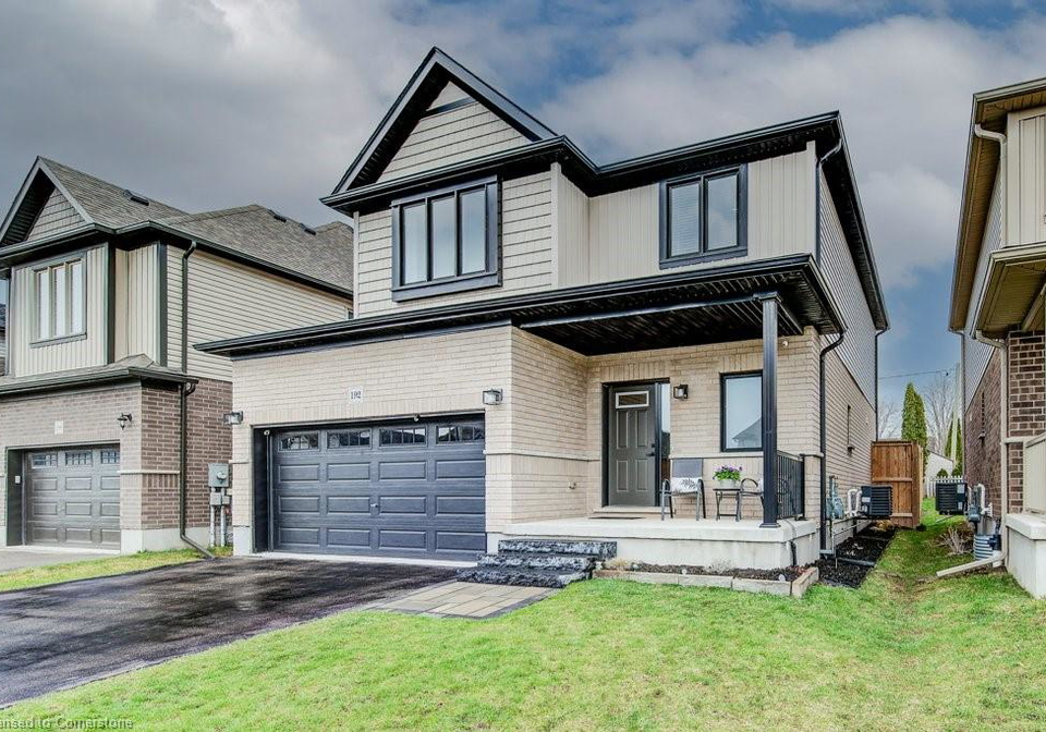 192-snyder-avenue-n-elmira-ontario-40736522