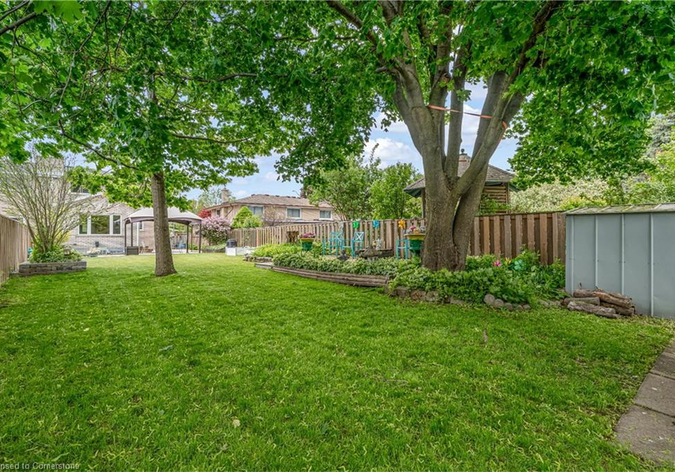 48-westchester-way-brantford-ontario-40736549