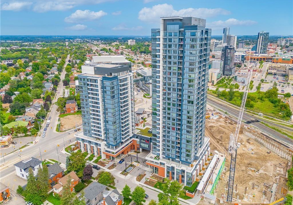 15-wellington-street-s-kitchener-ontario-40736633
