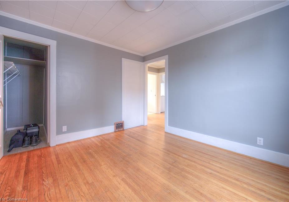 61-cameron-street-n-kitchener-ontario-40736674