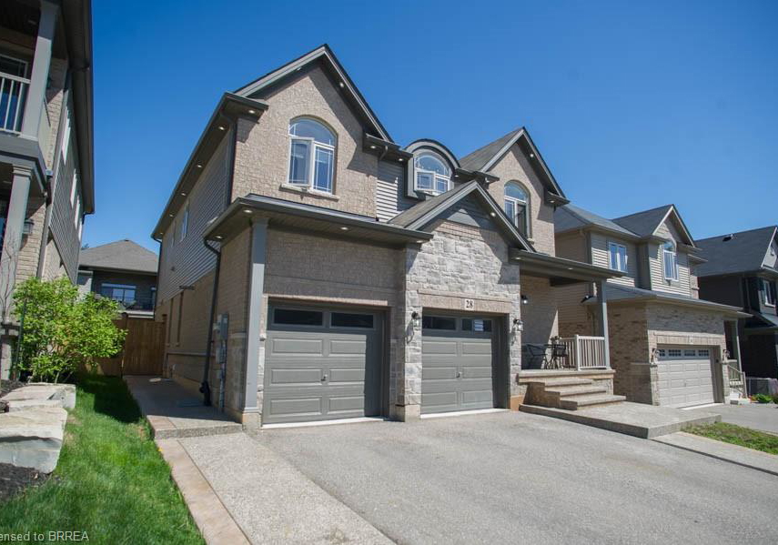 28-vic-chambers-place-paris-ontario-40736731