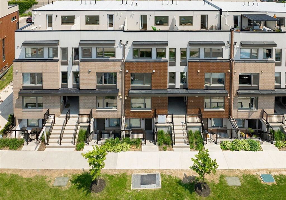 173-william-duncan-road-toronto-ontario-40736783