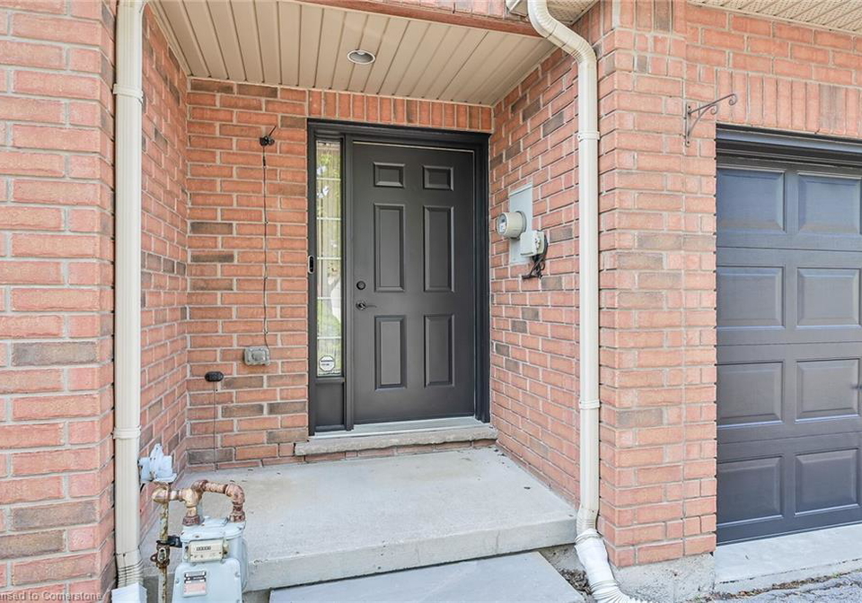 8-fairhaven-drive-stoney-creek-ontario-40736877