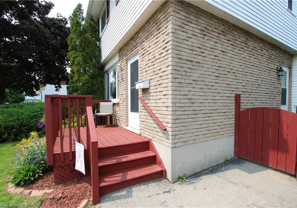 53-debby-crescent-brantford-ontario-40736888