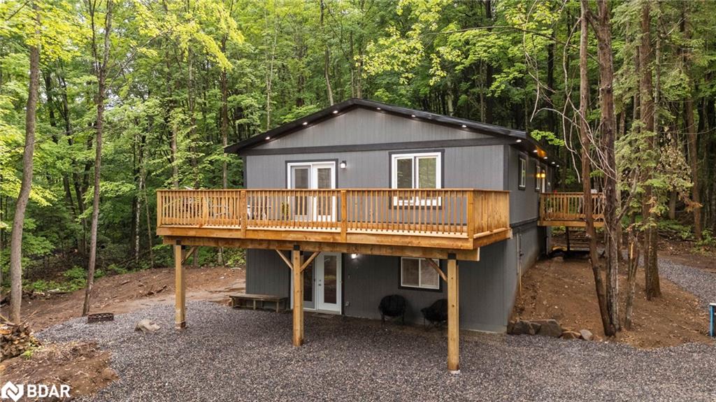 1057-twelve-mile-lake-road-minden-ontario-40736912