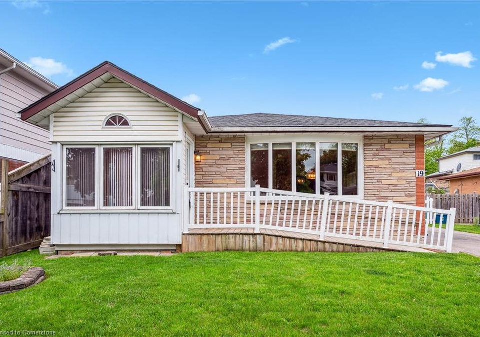 19-markwood-drive-kitchener-ontario-40736923