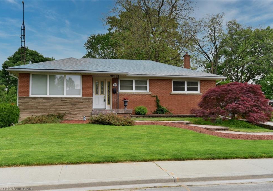 741-ashley-avenue-burlington-ontario-40737021