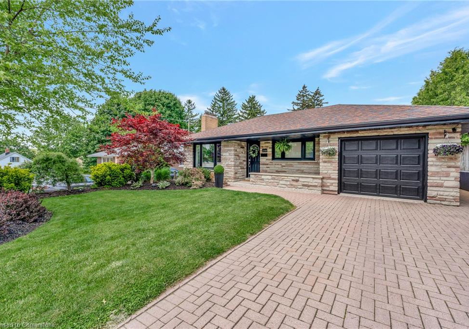 230-elliott-street-cambridge-ontario-40737036