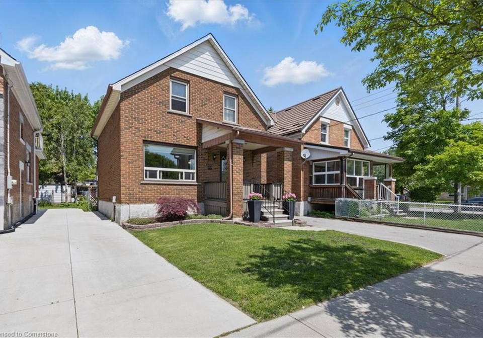 6-herlan-avenue-kitchener-ontario-40737051