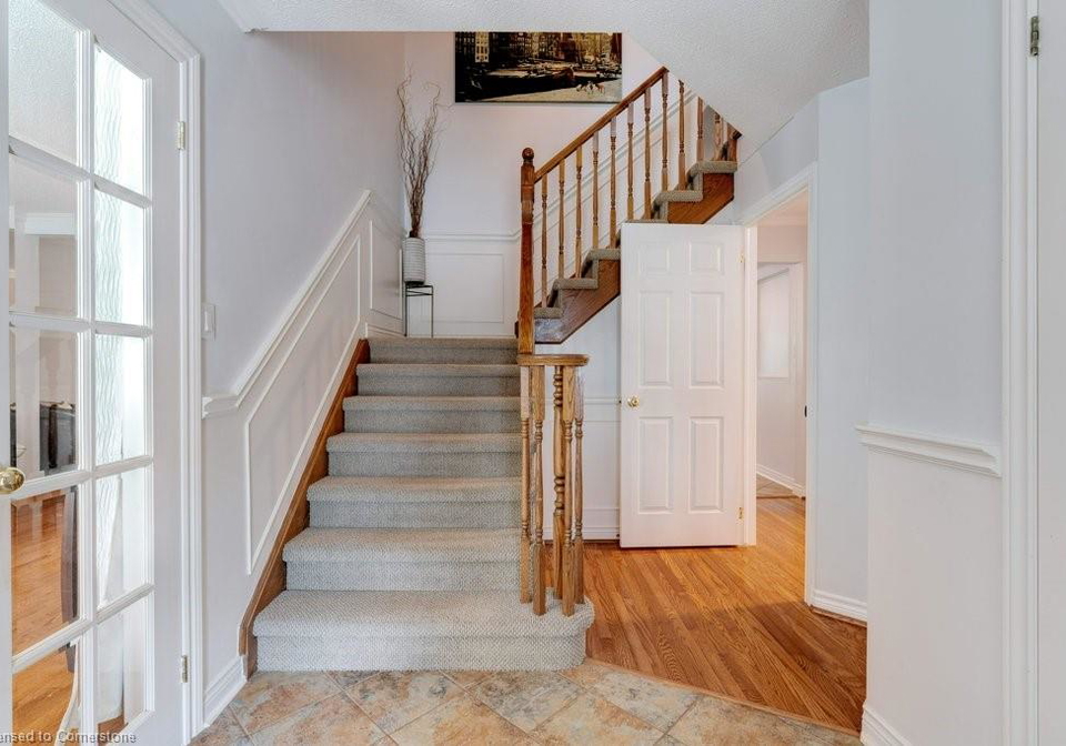 71-chudleigh-street-waterdown-ontario-40737052