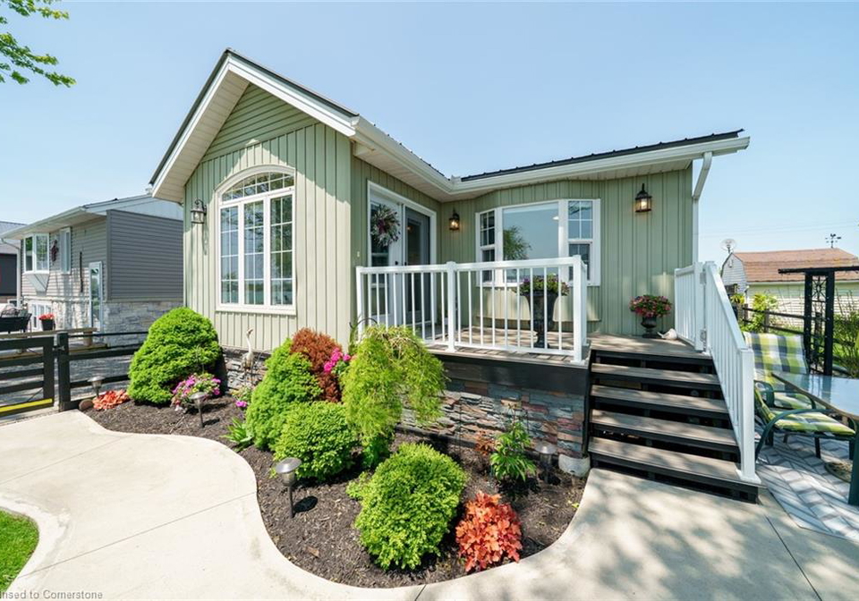 1235-lakeshore-road-dunnville-ontario-40737138