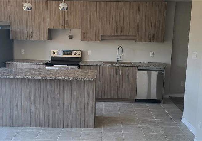 17-renfrew-trail-welland-ontario-40737143