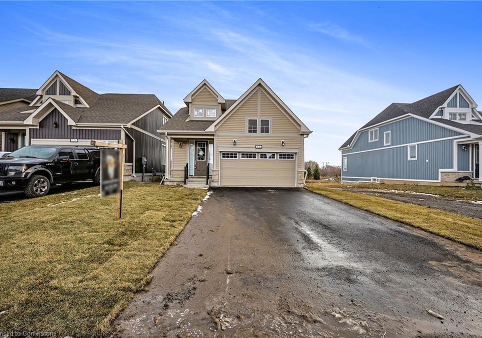 12-oakmont-drive-loyalist-township-ontario-40737187