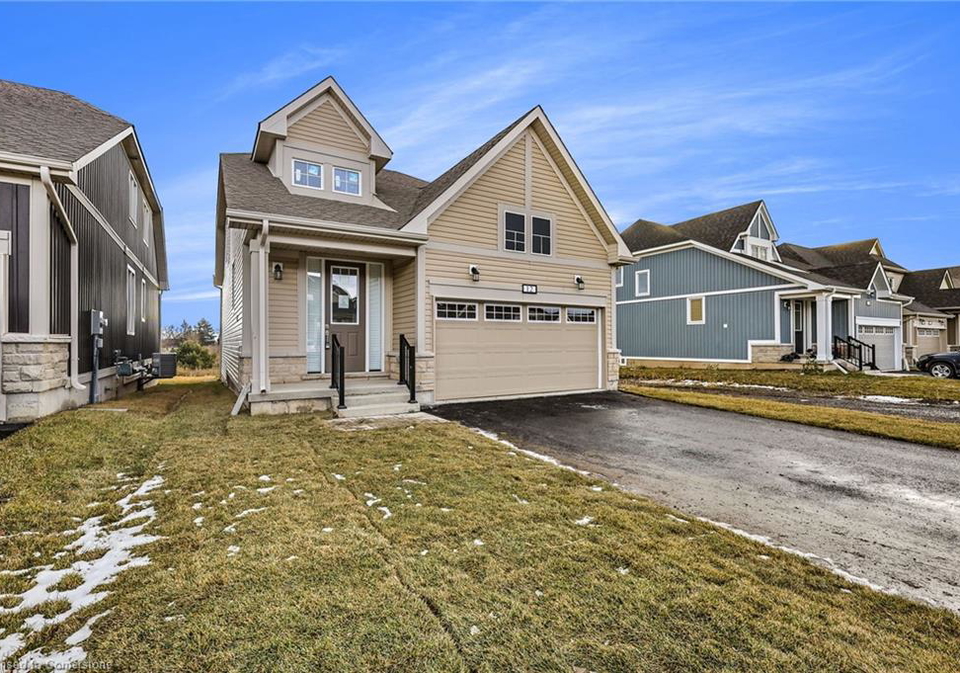 12-oakmont-drive-loyalist-township-ontario-40737187