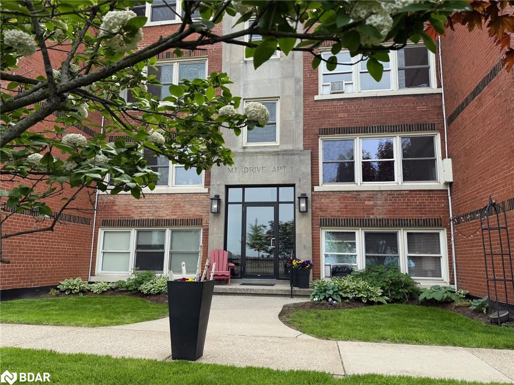 5-east-36th-street-hamilton-ontario-40737216