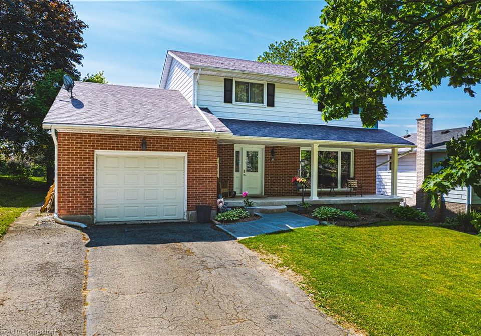 22-carriage-road-simcoe-ontario-40737268