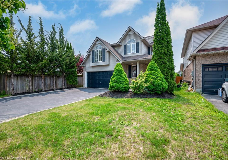100-green-bank-drive-cambridge-ontario-40737335