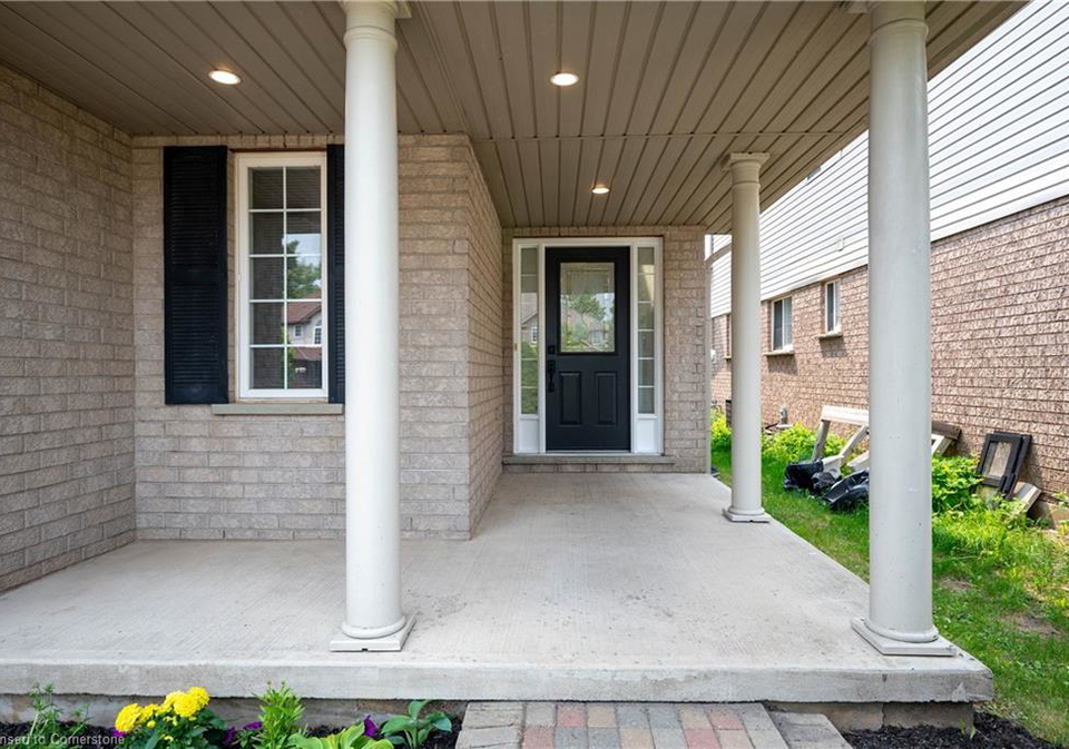 100-green-bank-drive-cambridge-ontario-40737335